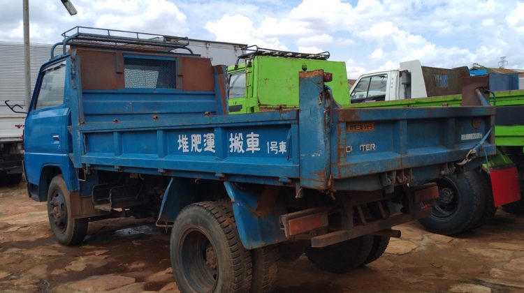 1984 MITSUBISHI CANTER DUMP