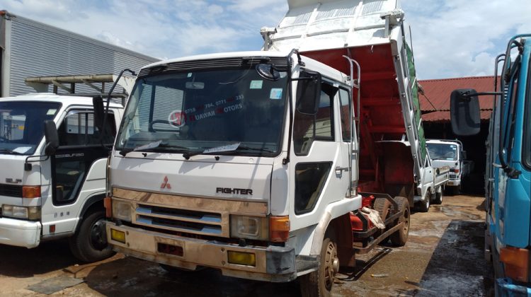 1984 MITSUBISHI FUSO FIGHTER DUMP TRUCK