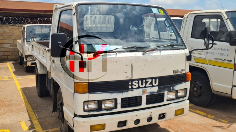 1989 ISUZU ELF TIPPER