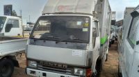 1989 MITSUBISHI CANTER BOX BODY