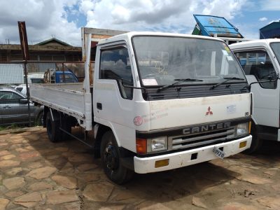 1990 MITSUBISHI CANTER 3.5