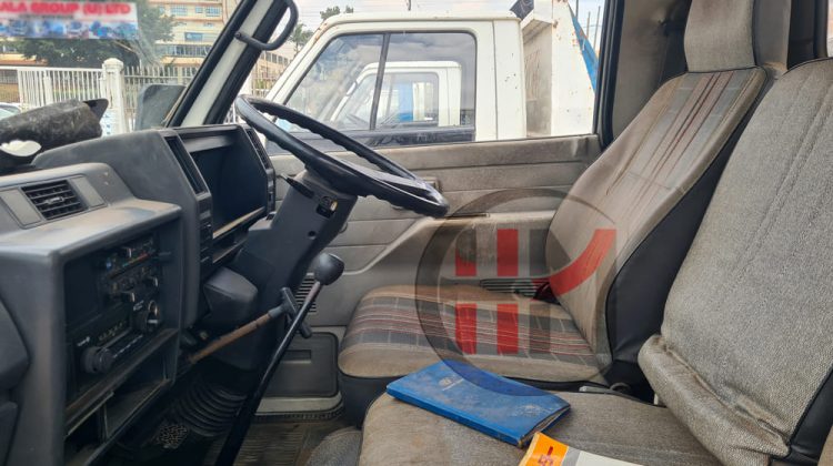 1990 ISUZU ELF 2.0 4BG1