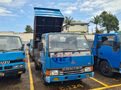 1990 MITSUBISHI CANTER TIPPER