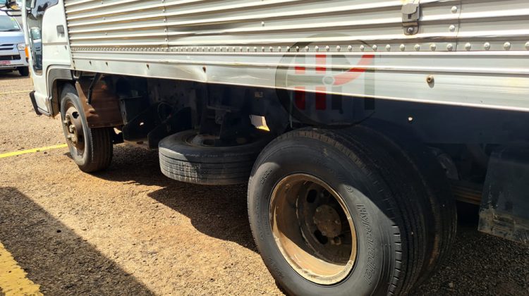 1991 ISUZU ELF BOXBODY TRUCK