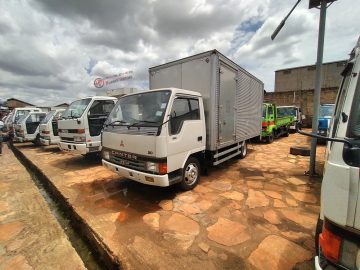 1991 MITSUBISHI CANTER BOXBODY