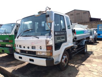 1992 ISUZU FORWARD FUEL TANKER