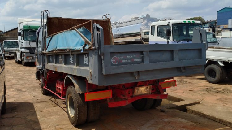 1993 ISUZU FORWARD DUMP TRUCK