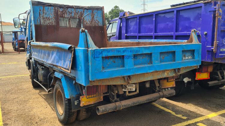 2002 MITSUBISHI FUSO FIGHTER TIPPER