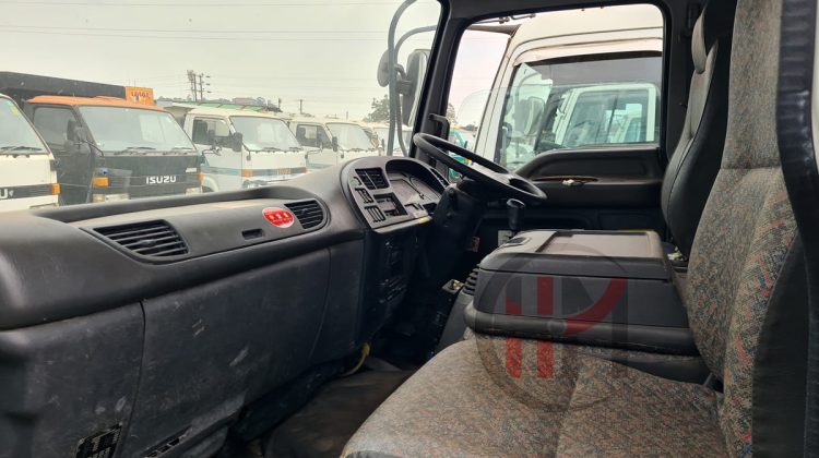 2004 ISUZU FORWARD TIPPER