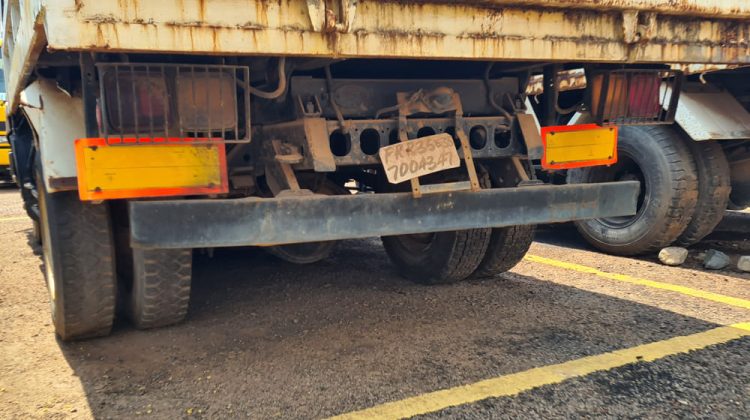 2005 ISUZU FORWARD TIPPER