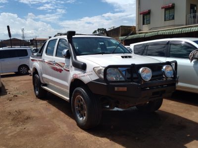 2006 TOYOTA HILUX MANUAL DIESEL