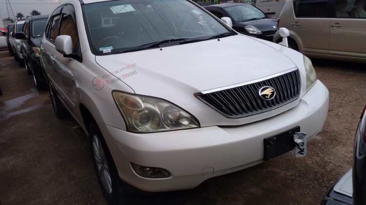 2006 TOYOTA HARRIER