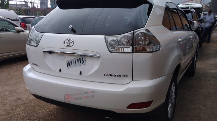 2006 TOYOTA HARRIER