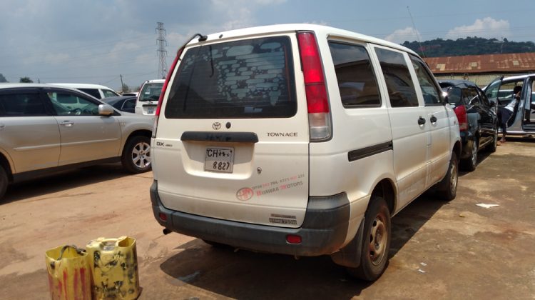 2006 TOYOTA TOWNACE NOAH DX