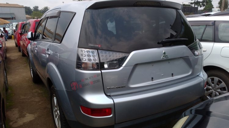 2007 MITSUBISHI OUTLANDER