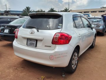 2007 TOYOTA AURIS