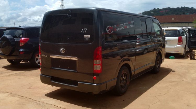 2007 TOYOTA HIACE VAN