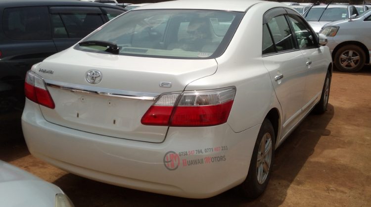 2007 TOYOTA PREMIO F-Edition