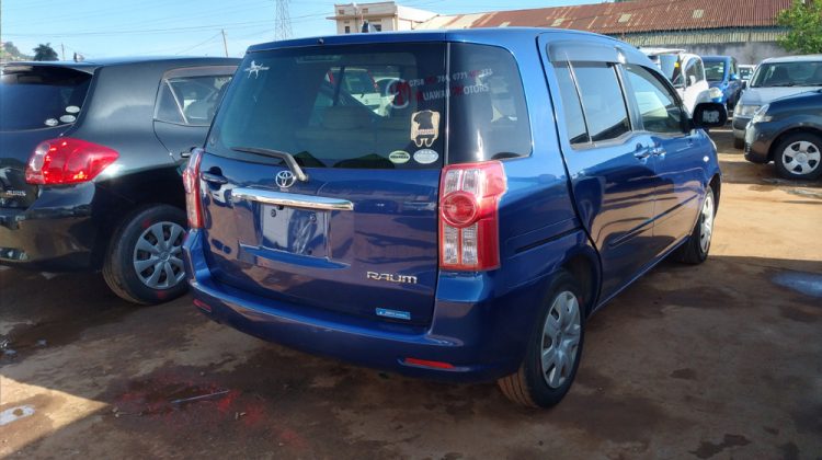 2007 TOYOTA RAUM