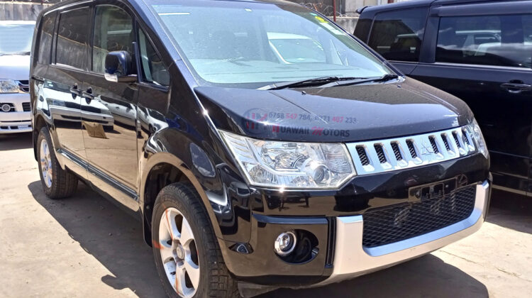 2008 MITSUBISHI DELICA D5