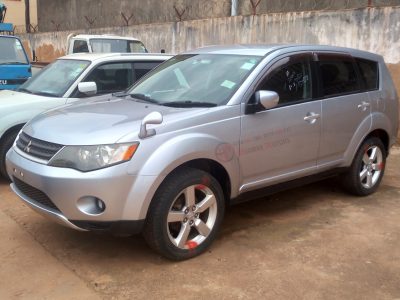 2008 MITSUBISHI OUTLANDER