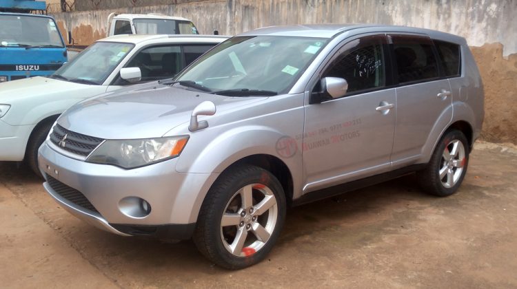 2008 MITSUBISHI OUTLANDER