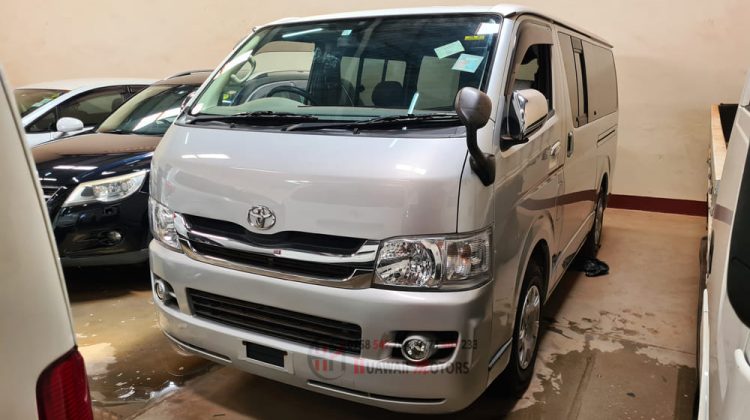 2008 TOYOTA HIACE VAN