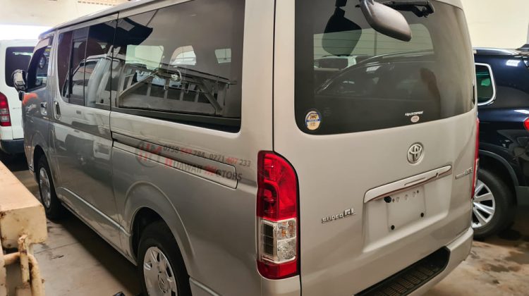 2008 TOYOTA HIACE VAN