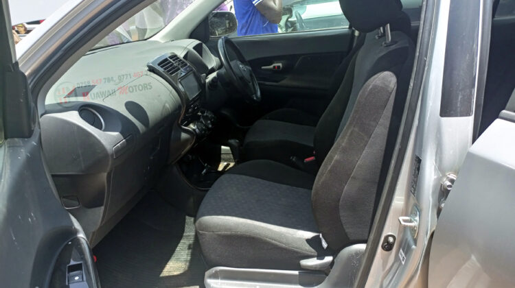 2008 TOYOTA IST