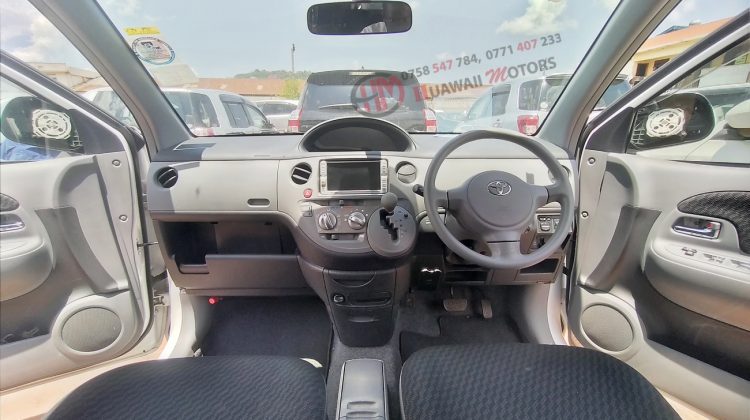 2008 TOYOTA SIENTA