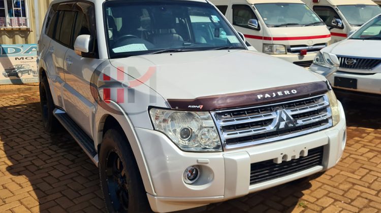 2009 MITSUBISHI PAJERO 3.2 DI-D