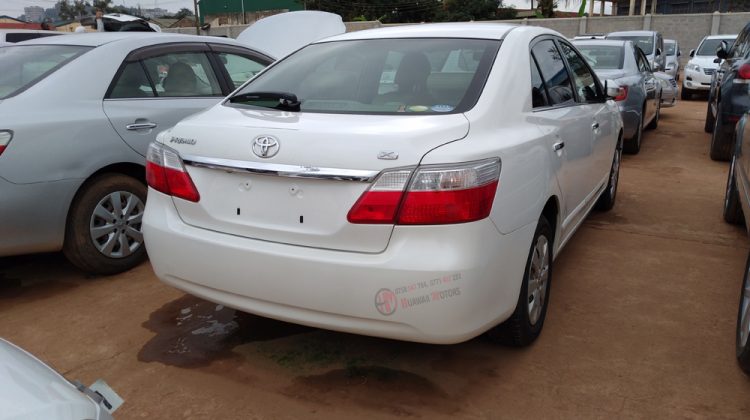 2009 TOYOTA PREMIO