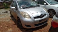 2009 TOYOTA VITZ