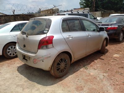 2009 TOYOTA VITZ