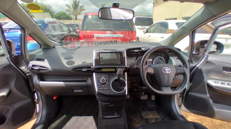 2009 TOYOTA WISH