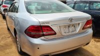 2009 TOYOTA CROWN ROYAL SALOON