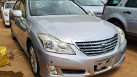 2009 TOYOTA CROWN ROYAL SALOON