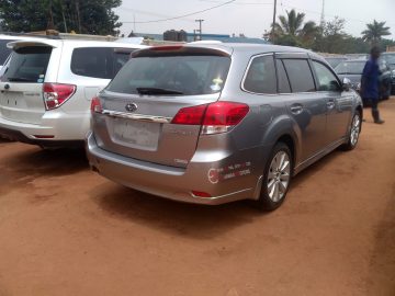 2010 SUBARU LEGACY TOURING WAGON