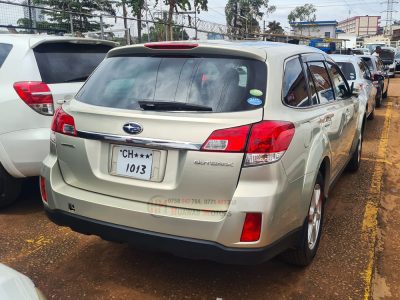 2010 SUBARU OUTBACK