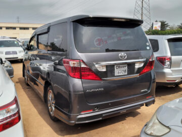 2010 TOYOTA ALPHARD