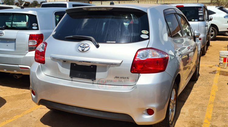 2010 TOYOTA AURIS