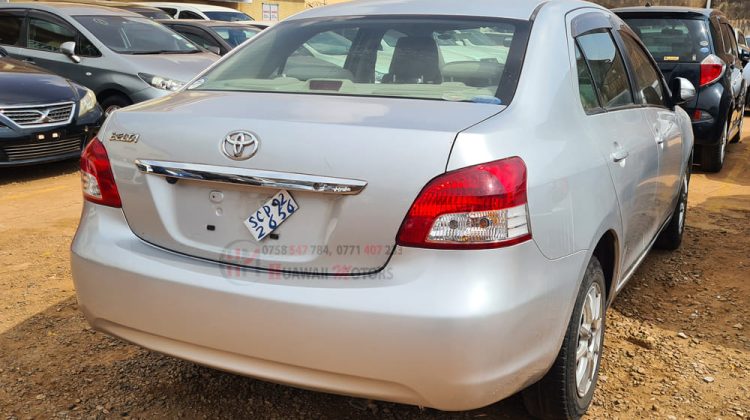 2010 TOYOTA BELTA