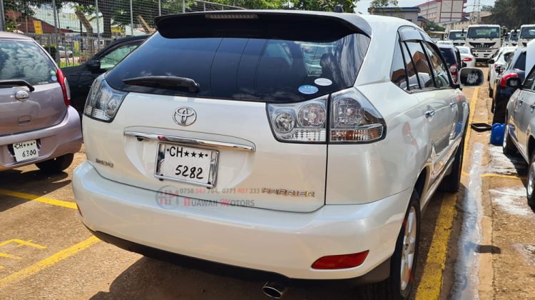 2010 TOYOTA HARRIER