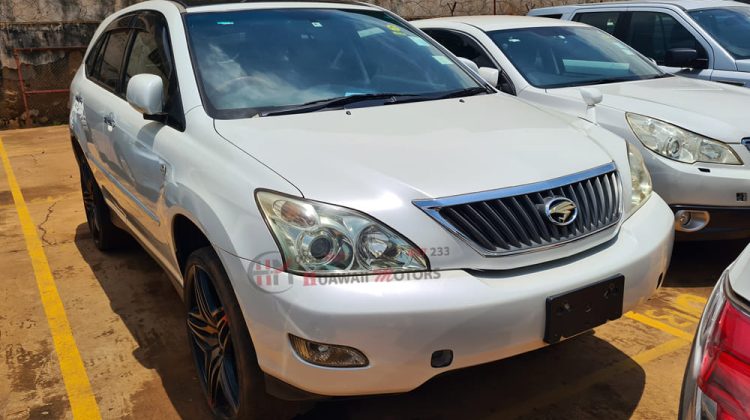 2010 TOYOTA HARRIER