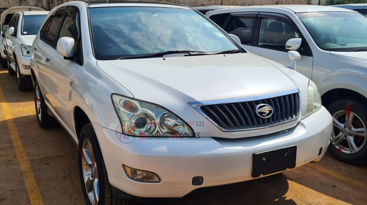 2010 TOYOTA HARRIER