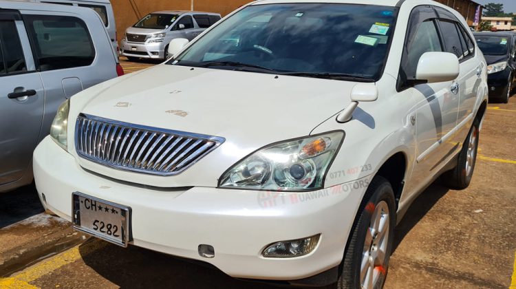 2010 TOYOTA HARRIER