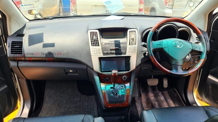 2010 TOYOTA HARRIER