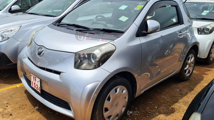 2010 TOYOTA IQ