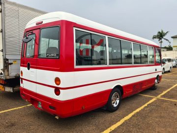 2011 MITSUBISHI ROSA BUS