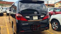 2011 TOYOTA VELLFIRE